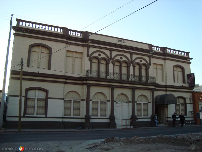 Casona Antigua Del año de 1912