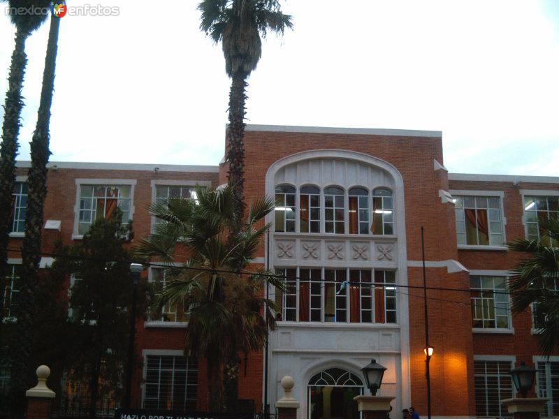 Preparatoria Mariano Narvaez