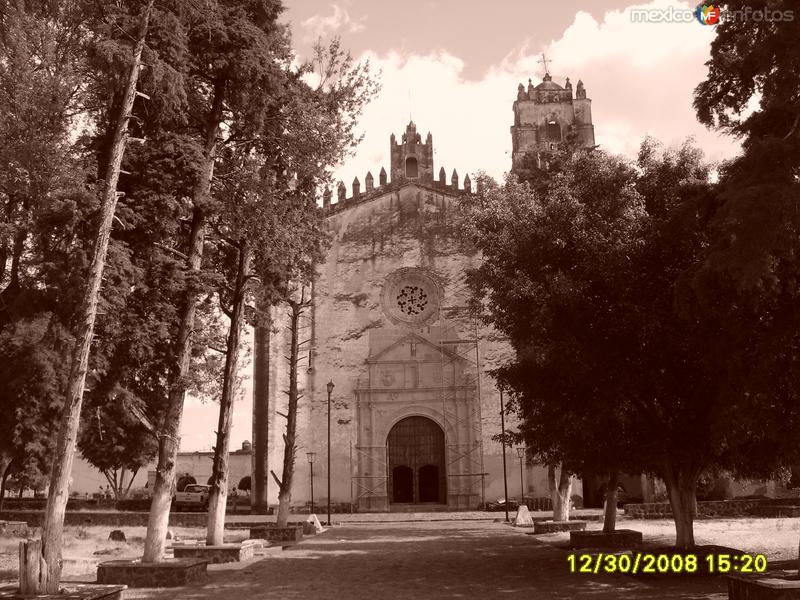 Atrio de Parroquia San Santiago, Telela del Volcan, Morelos