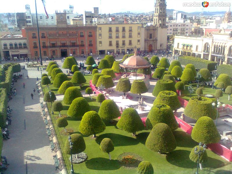 ZOCALO DE LEON (Plaza Principal)