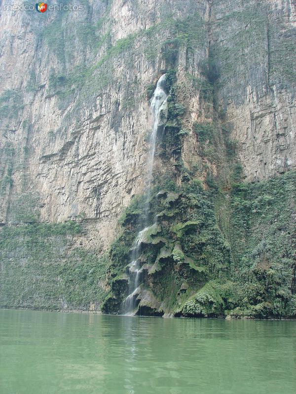 Por el cañon del sumidero