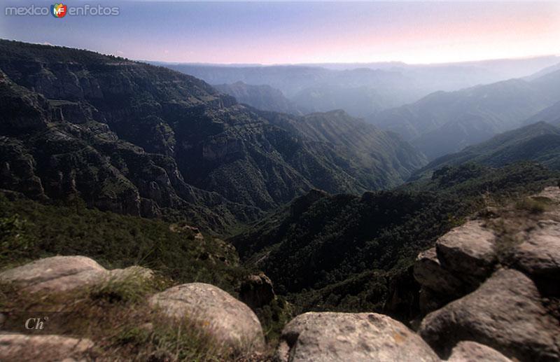 Amanecer en Barrancas del Cobre