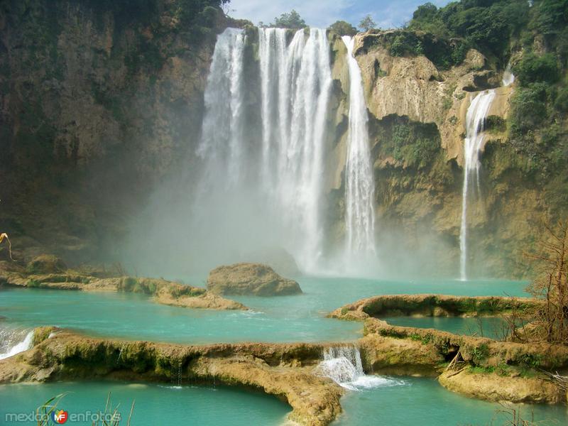 Cascada en el Salto, S.L.P.