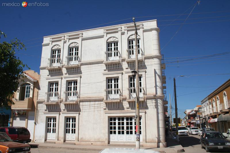 Edificio del centro de Tecuala
