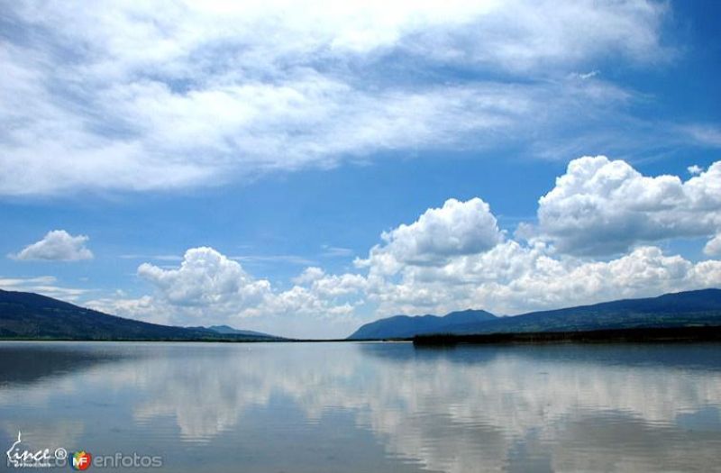 TU Y LAS NUBES