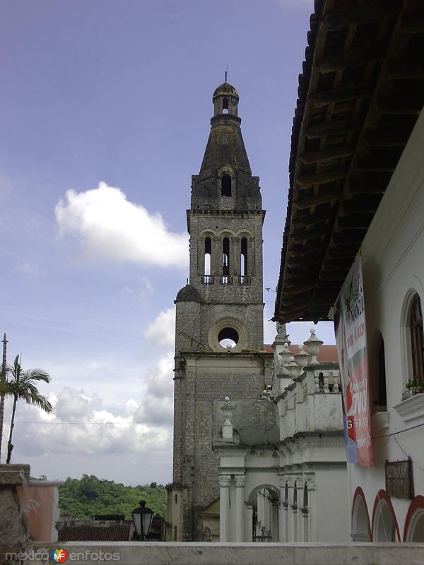 Torre religiosa