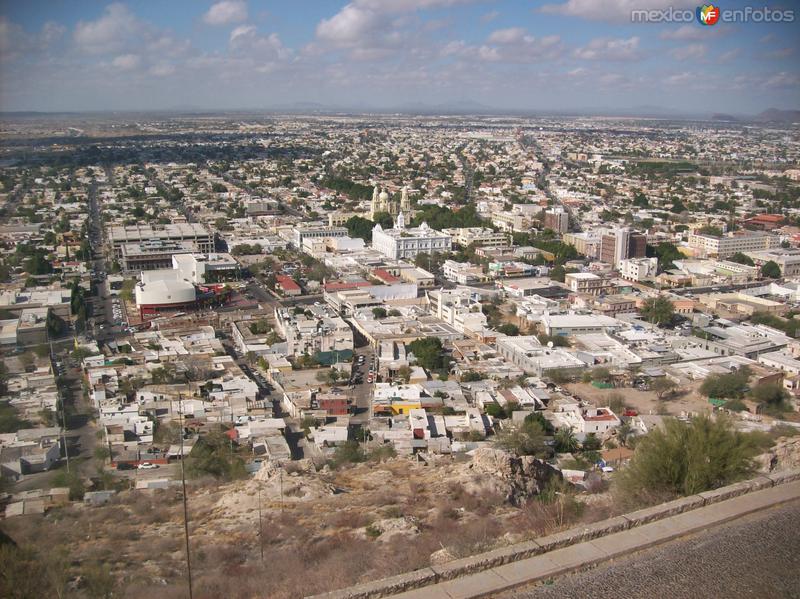 DESDE EL CERRO DE LA CAMPANA