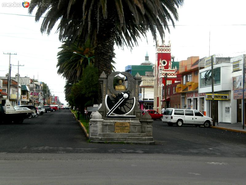 Boulevard Emilio Sanchez Piedras viendo hacia la Cuauhtemoc