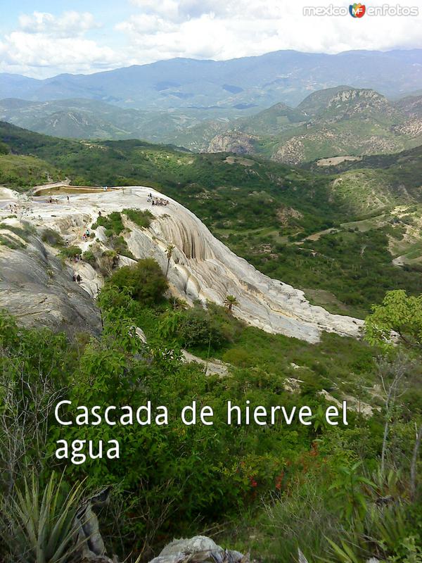 Cascadas de hierve el agua