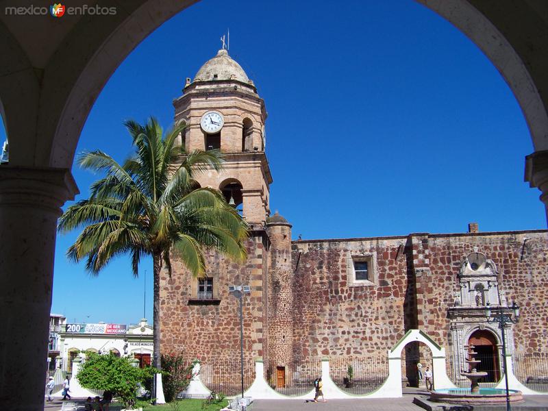 DESDE EL KIOSKO