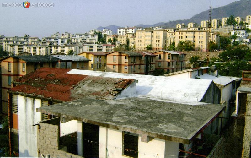 Unidad Habitacional "El Coloso" (El otro Acapulco), Estado de Guerrero