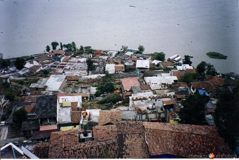 Lago de Pátzcuaro y la Isla de Janitzio, Michoacán