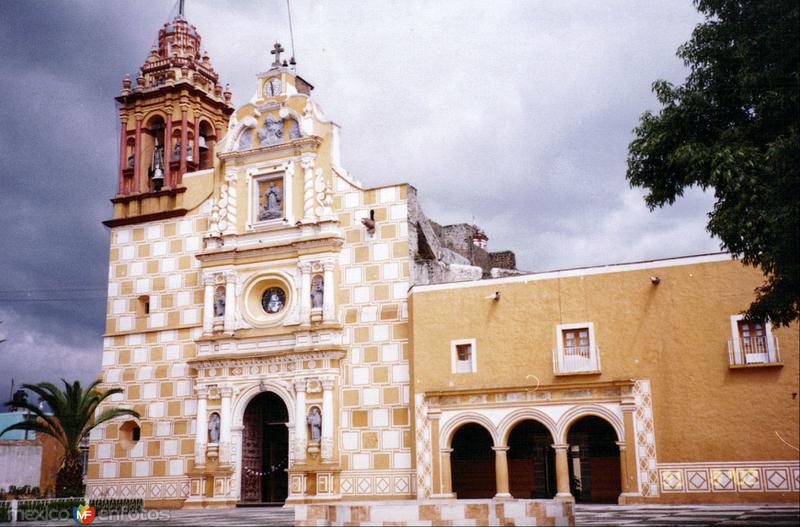 Ex-convento dominico del siglo XVI. Ozumba de Alzate, Edo. de México