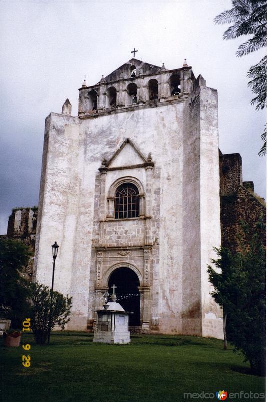 Ex-convento agustino de San Juán Bautista, siglo XVI. Tlayacapan, Morelos