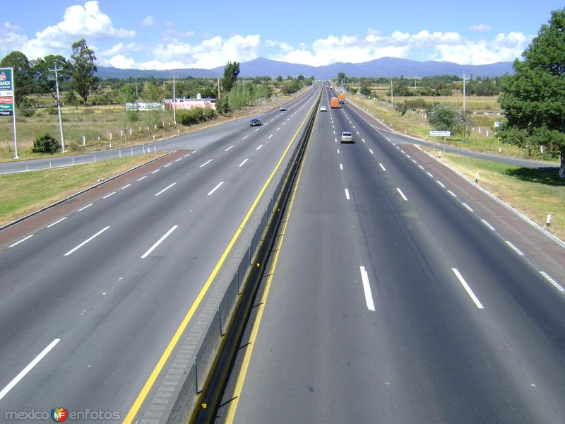 Autopista México-Puebla. Tlanalapa, Puebla