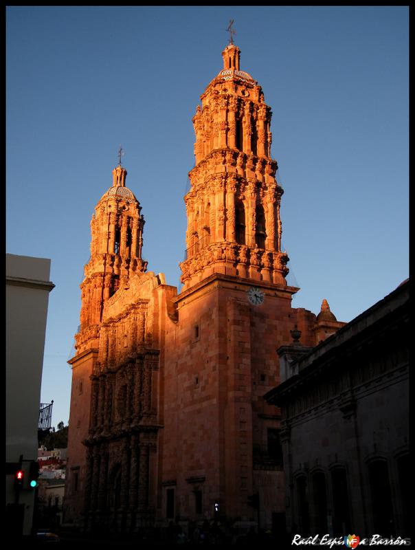 Al rojo vivo.... Torres de catedral