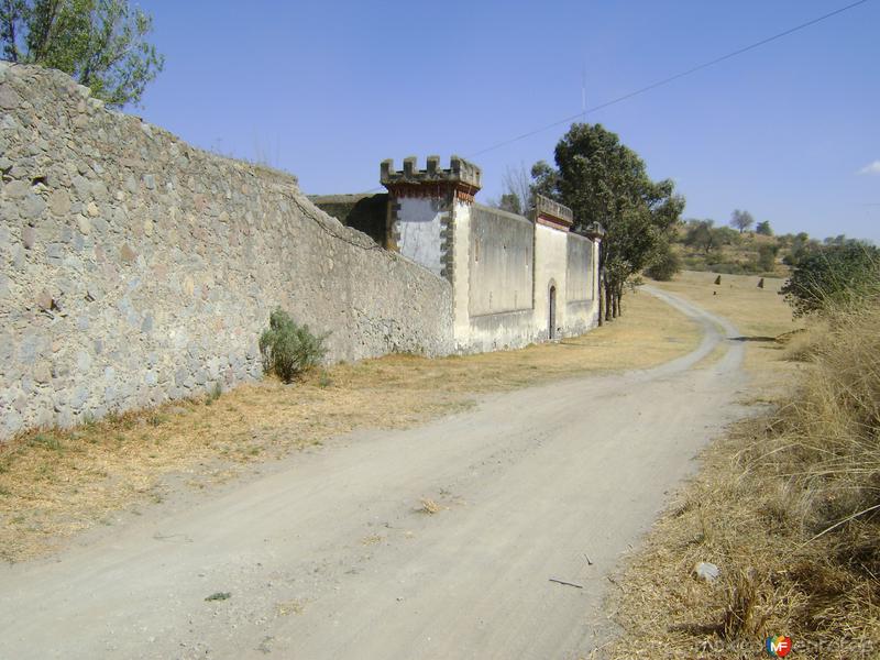 Vista lateral de la ex-hacienda Soltepec, Tlaxcala. Siglo XVIII