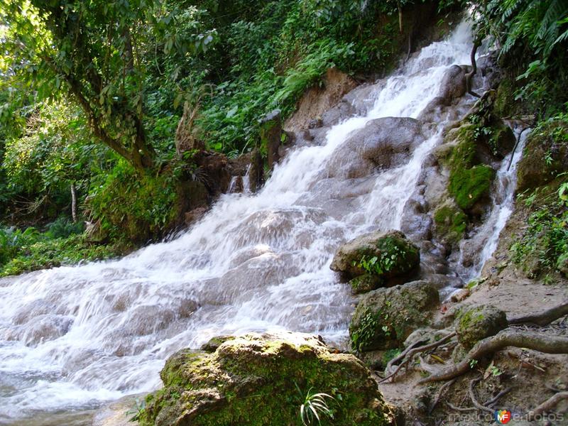 CASCADA DE WELIB HA CHIAPAS MAVIPOL