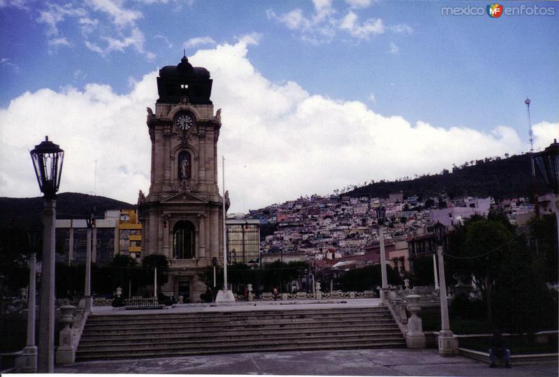 Reloj Monumental (1904). Pachuca, Hidalgo. 2001