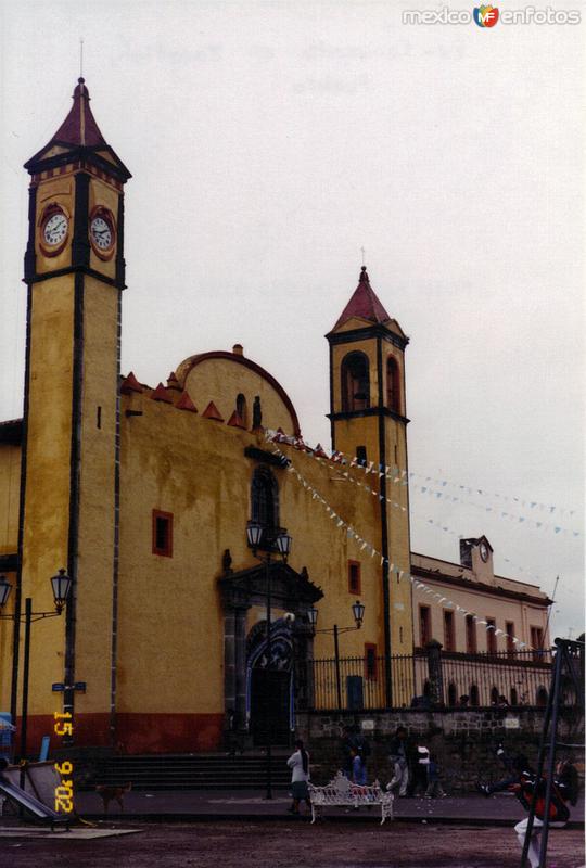 Ex-convento de San Francisco (la Basílica mas antigüa de México). Zacatlán. 2002