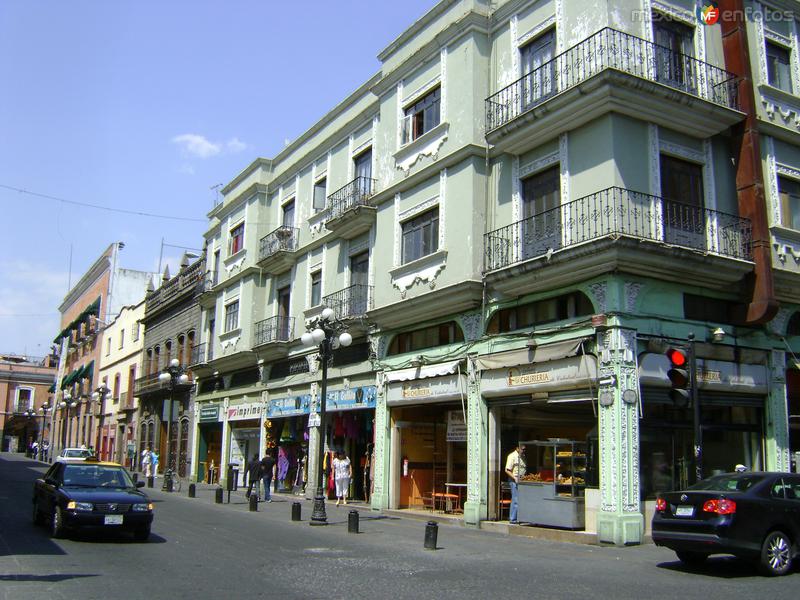 Calle 2 sur y av. 5 ote. Centro histórico. Puebla. Abril/2011