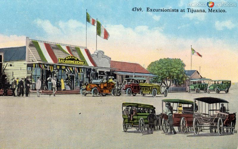 Excursionistas en Tijuana