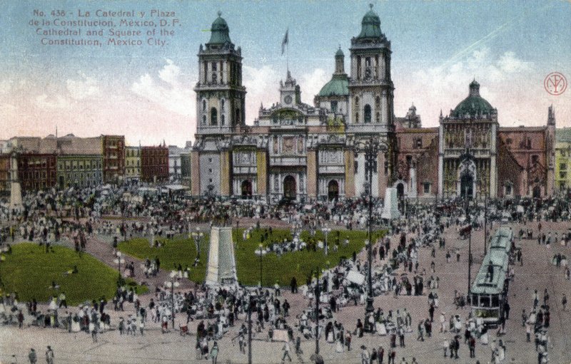 Catedral y Plaza de la Constitución