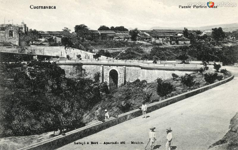 Puente Porfirio Díaz (blanco y negro)