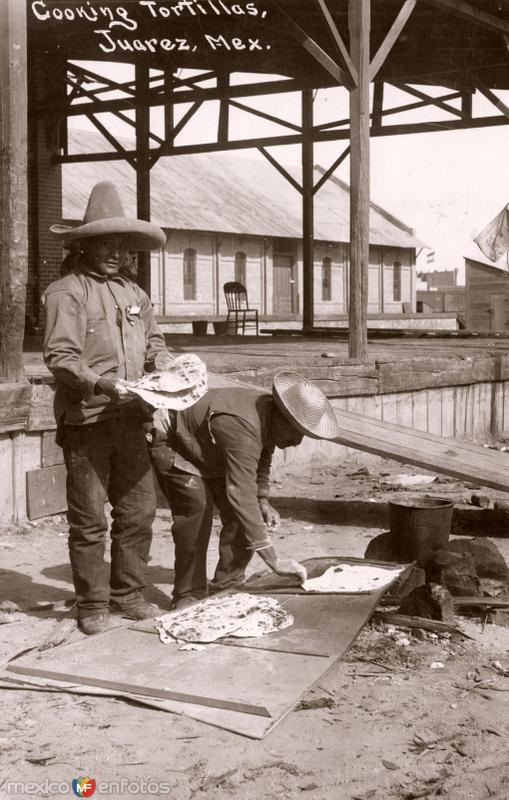 Haciendo tortillas