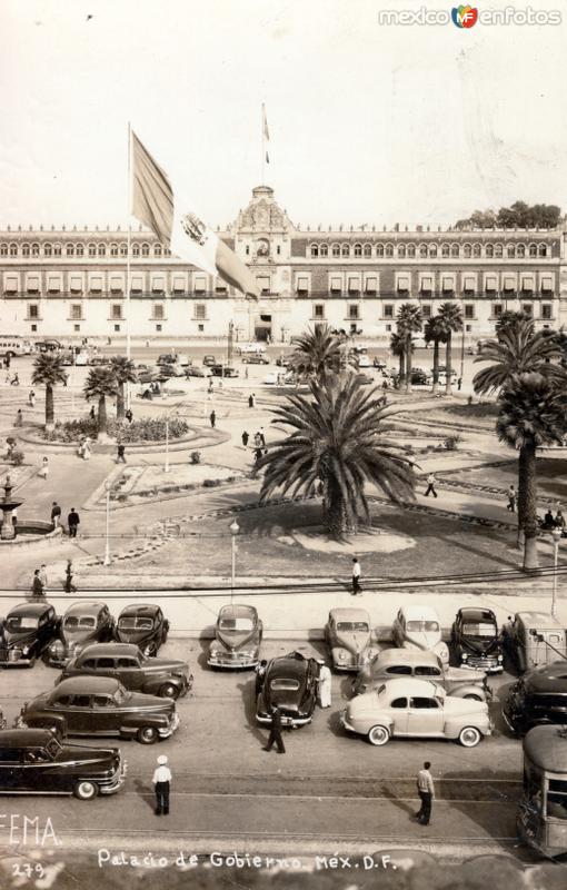 Zócalo y Palacio Nacional