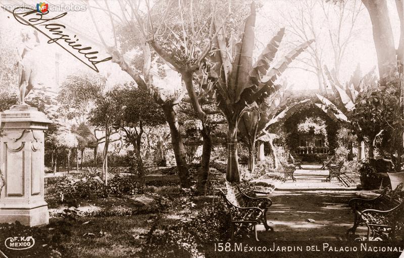 Jardín del Palacio Nacional