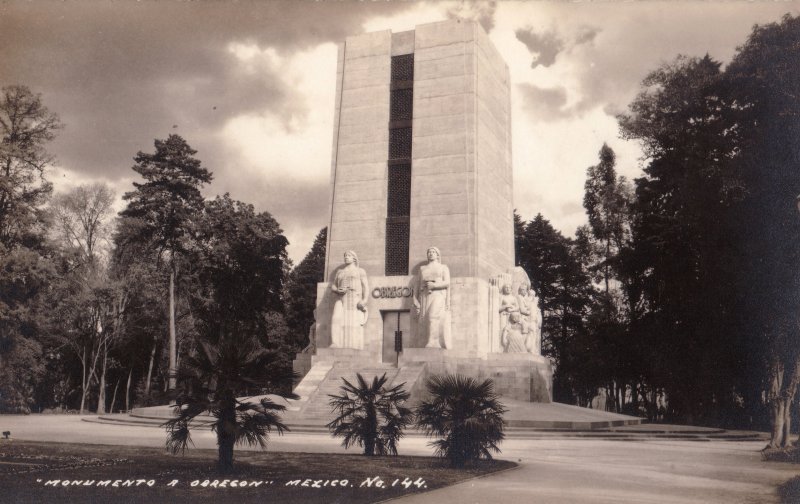 Monumento a Alvaro Obregón
