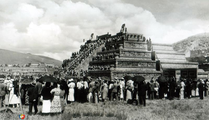 Ceremonias en Teotihuacán