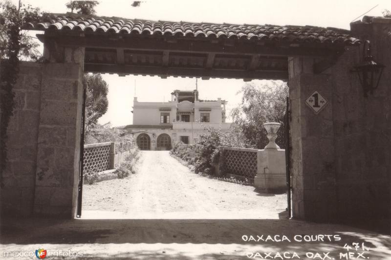 Hotel Oaxaca Courts