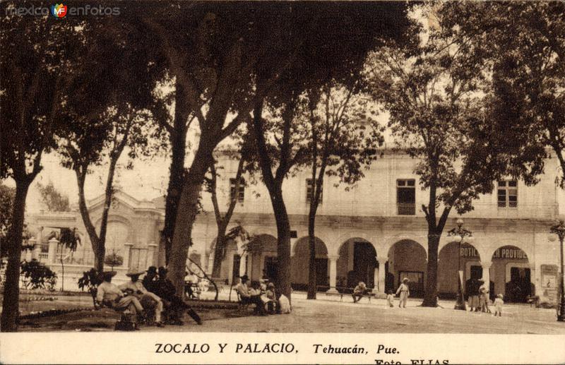 Zócalo y Palacio