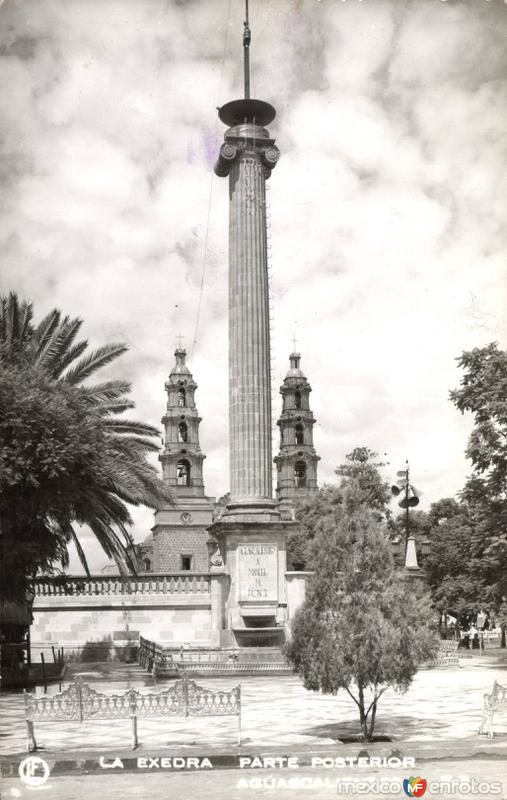 La Exedra, parte porterior