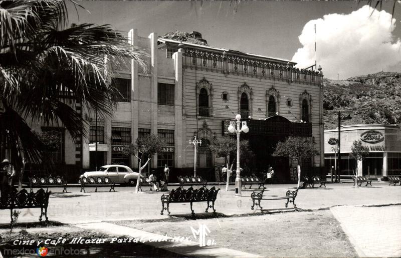 Cine y Café Alcazar