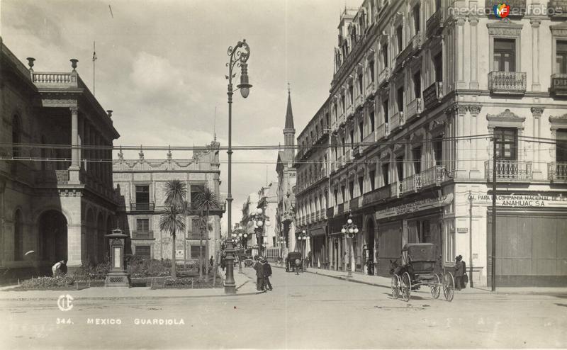 Casa de los Azulejos