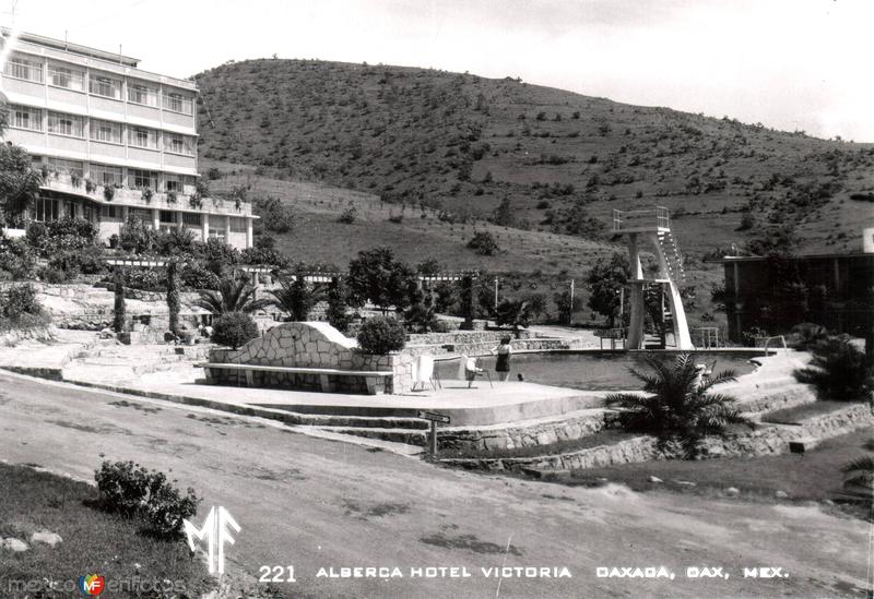 Alberca Hotel Victoria