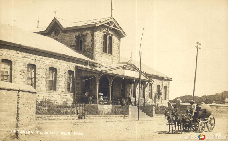 Estación del ferrocarril (FCM) del Sur