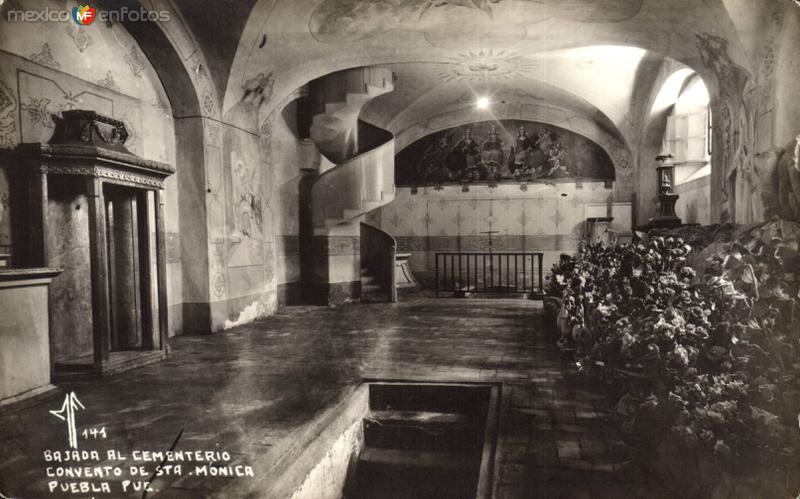 Bajada al Cementerio. Convento de Sta. Mónica