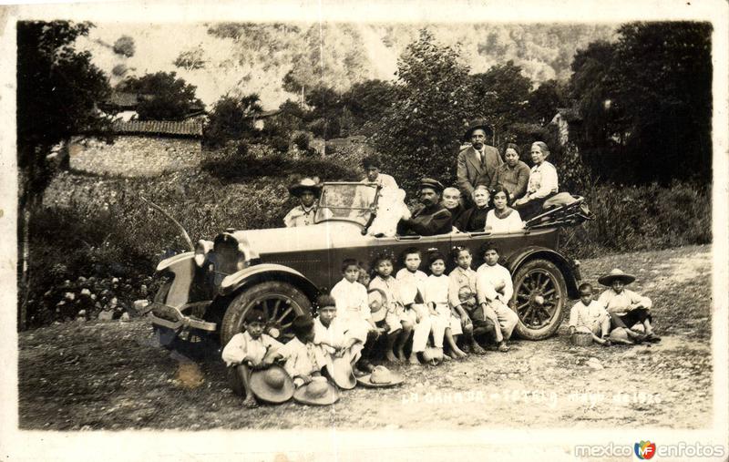 Paseo familiar por La Cañada. Mayo de 1926