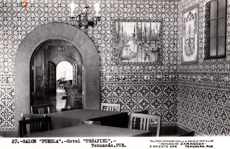 Salón Puebla del Hotel Peñafiel