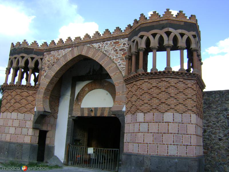Arquitectura de estilo árabe. San Juán del Río, Qro. Marzo/2012