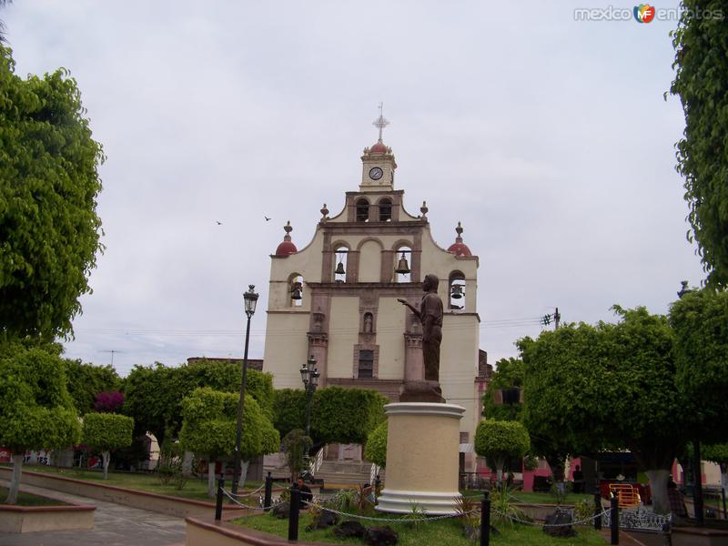 IGLESIA DE: SAN FRANCISCO DE ASIS