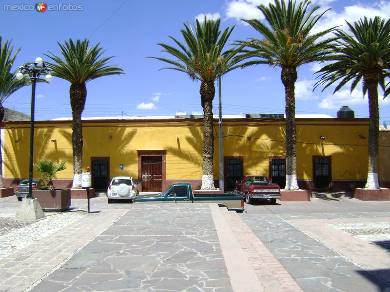 Arquitectura colonial en el centro de Cadereyta de Montes. Marzo/2012