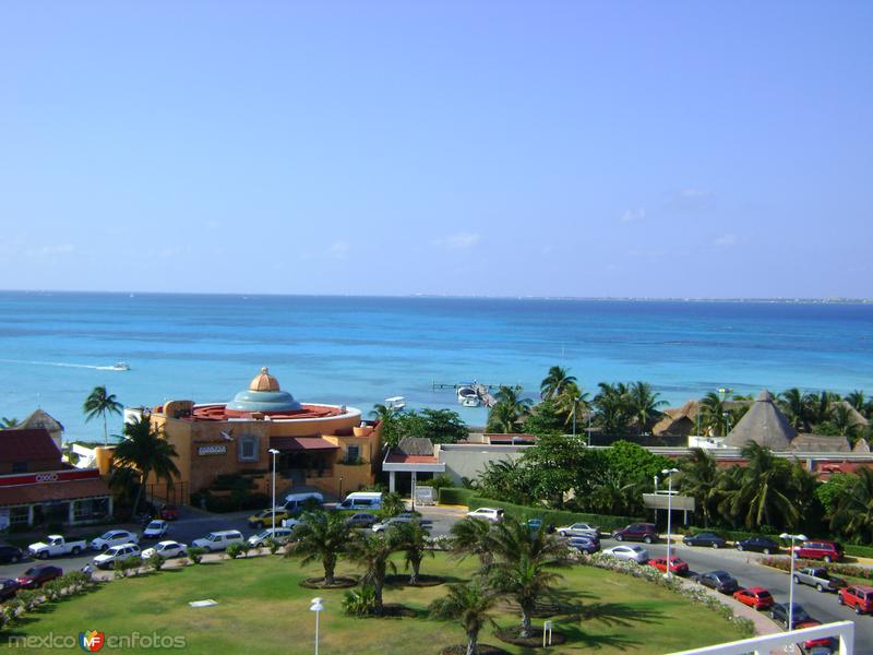 El Mar Caribe desde Punta Cancún. Abril/2012