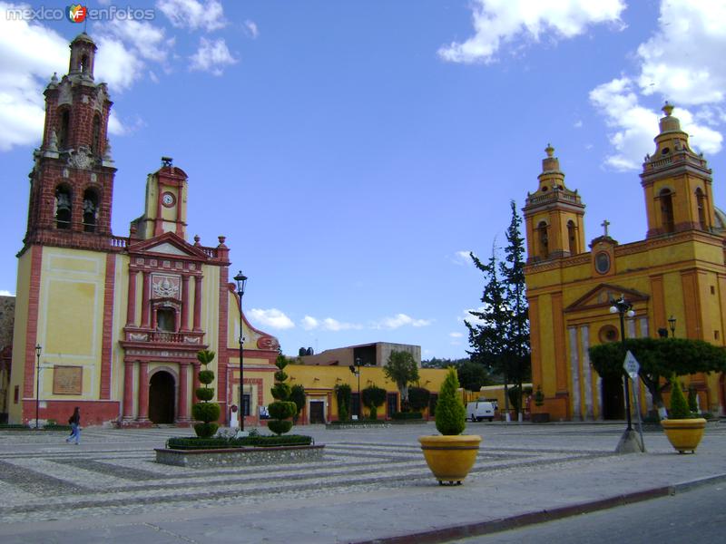 Conjunto religioso en Cadereyta de Montes. Marzo/2012
