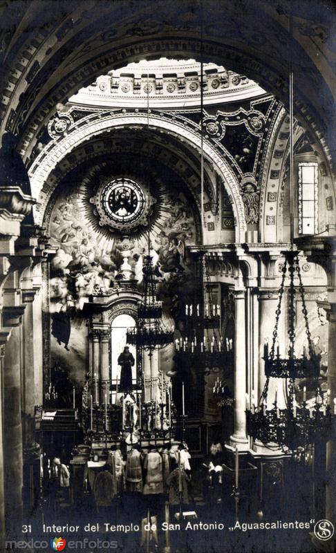 Interior del Templo de San Antonio