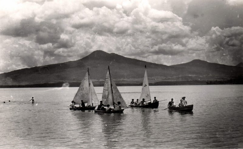 Veleros en el lago de Chupícuaro